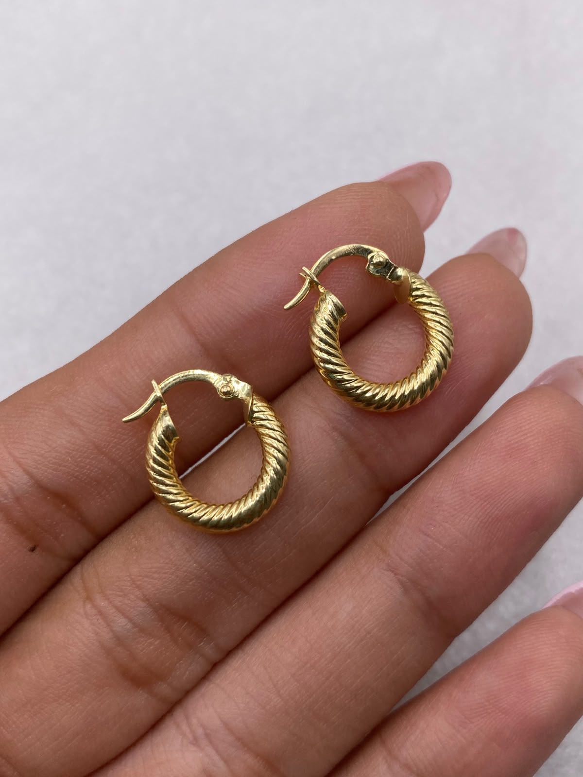 Candonga tubo entorchado Oro amarillo 18k 1,63 Gr / 1,5 Cm