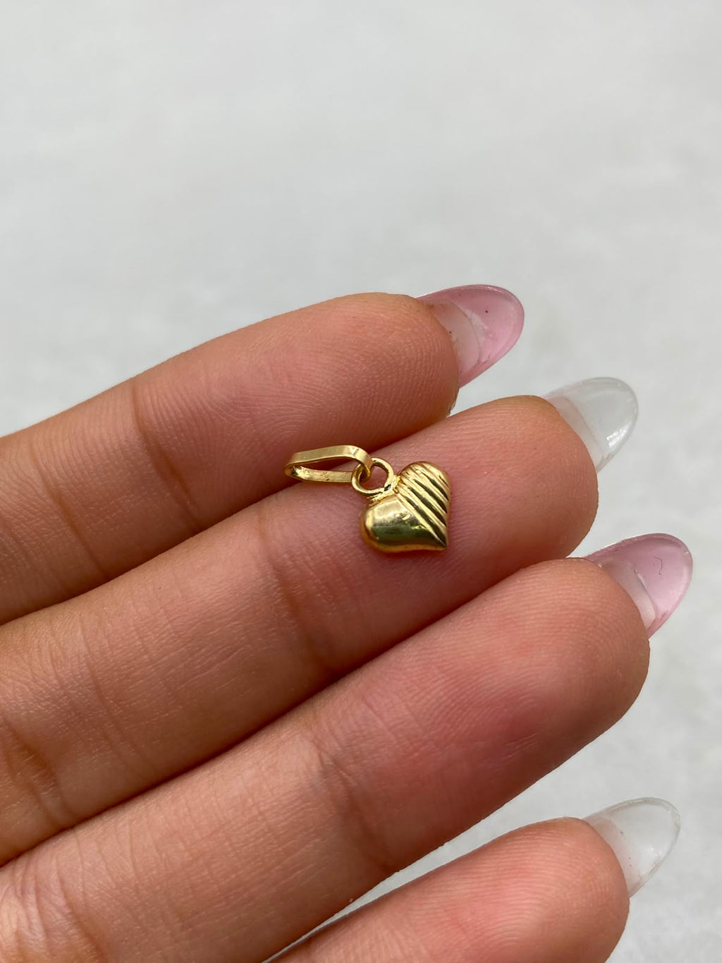 Dije Corazón Liso/Diamantado Oro amarillo 18k 0,27 Gr / 1,5 Cm