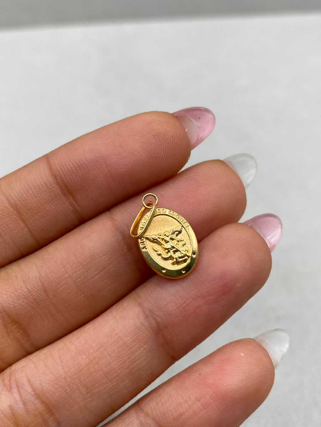 Dije an Miguel Oro amarillo 18k 0,54 Gr / 2 Cm