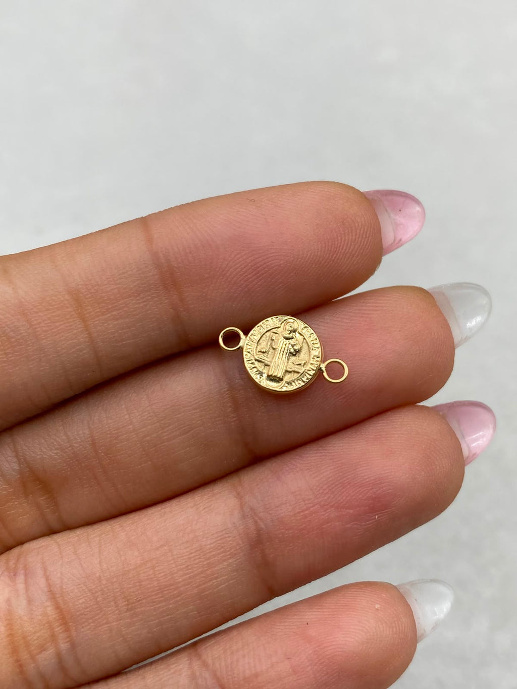 Herraje San Benito Oro amarillo 18k 0,32 Gr / 1,4 Cm
