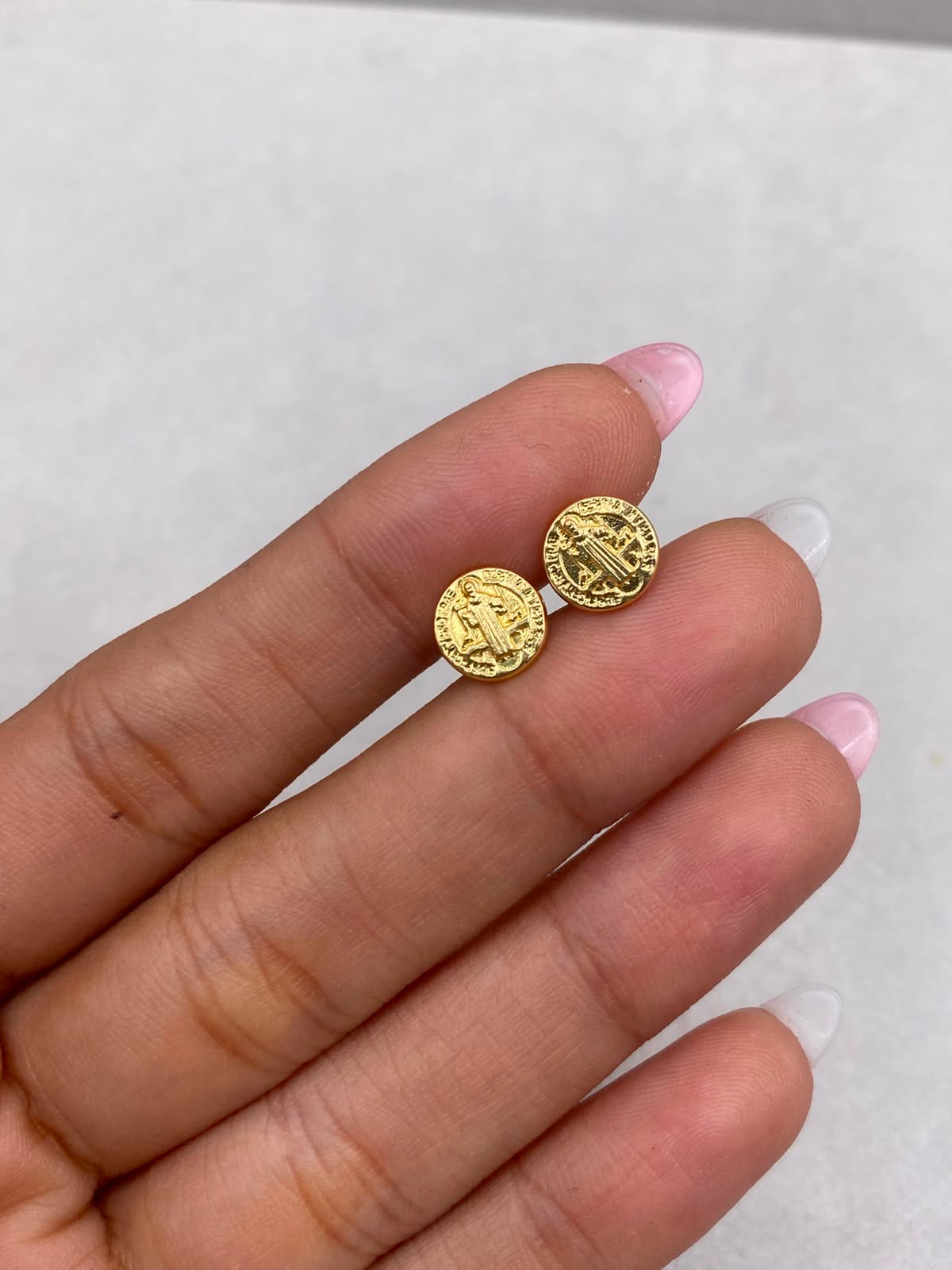 Topos San Benito (R) Oro amarillo 18k 0,86 Gr / 8,24 mm