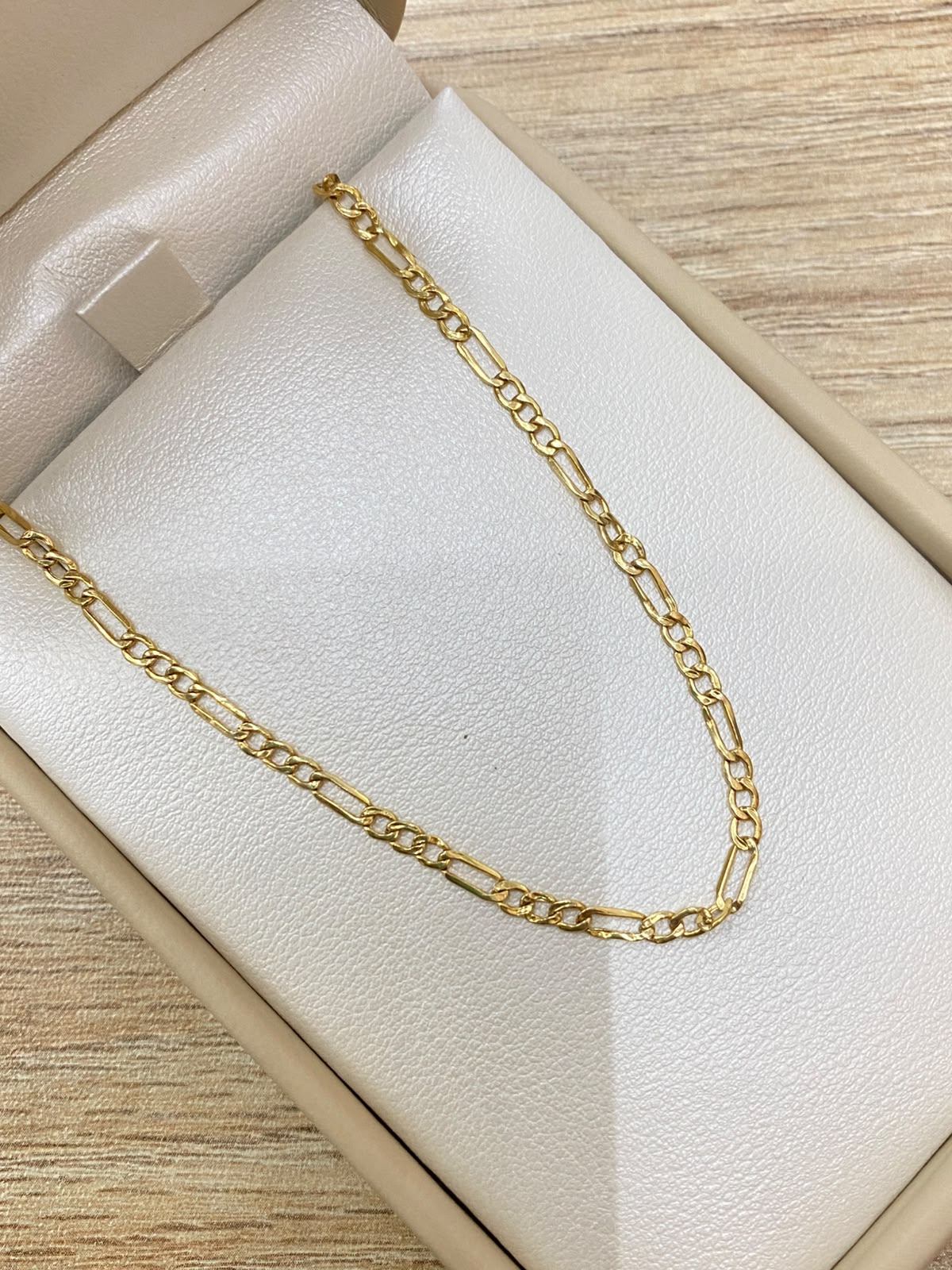 Pulso It 3x1 Oro amarillo 18k +1 / 1,22 Gr / 2,44 mm / 19 Cm