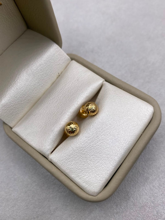 Topos bola diamantada Oro amarillo 18k 0,73 Gr / 6 mm