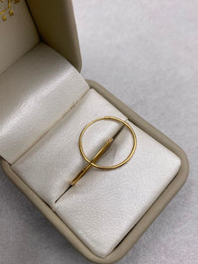 Candonga imperdible lisa (r) Oro amarillo 18k 0,93 Gr / 3,5 Cm