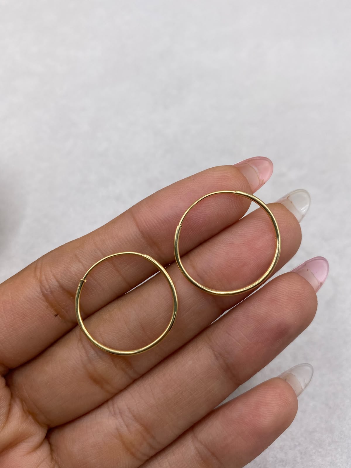 Candonga imperdible lisa (r) Oro amarillo 18k 0,93 Gr / 3,5 Cm