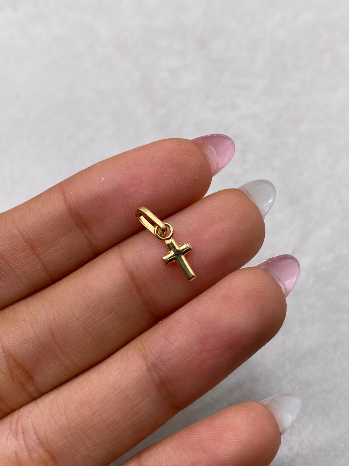 Dije Cruz Oro amarillo 18k 0,26 Gr / 1,5 Cm
