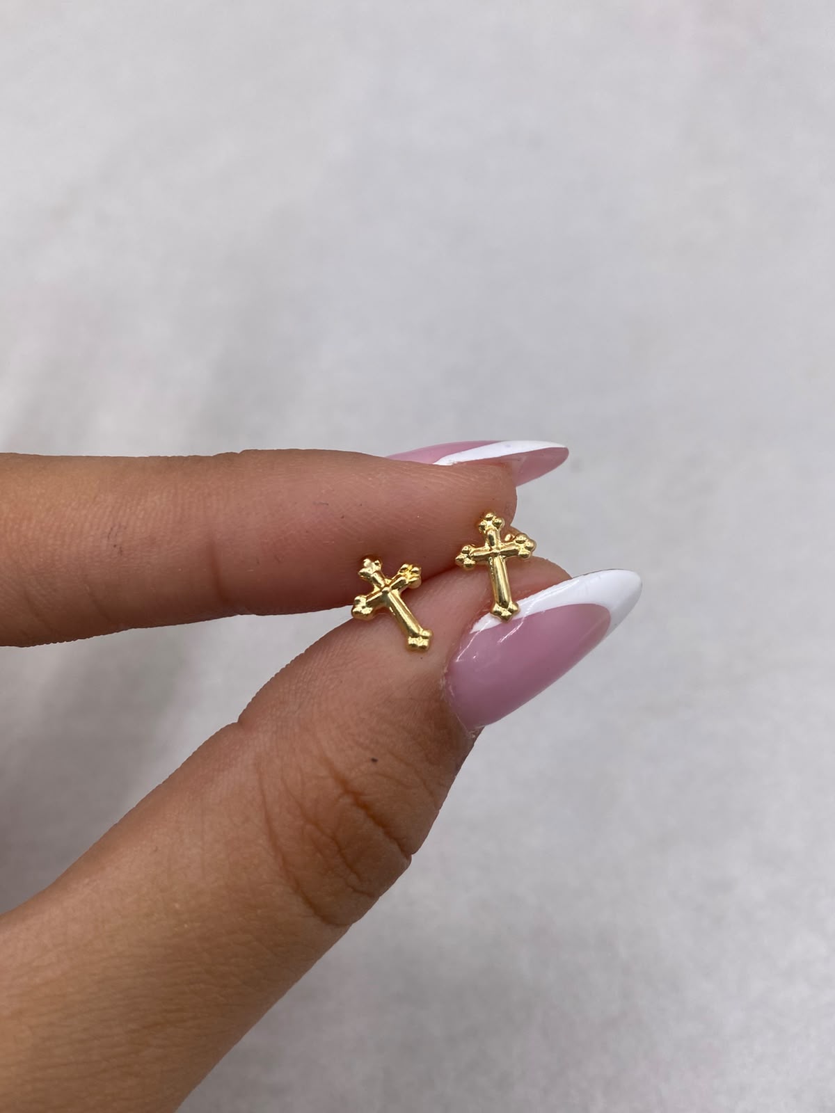 Topos Cruz (R) Oro amarillo 18k 0,53 Gr / 4,56 mm