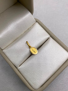 Dije Virgen Milagrosa (R) Oro amarillo 18k 0,55 Gr / 2,3 Cm