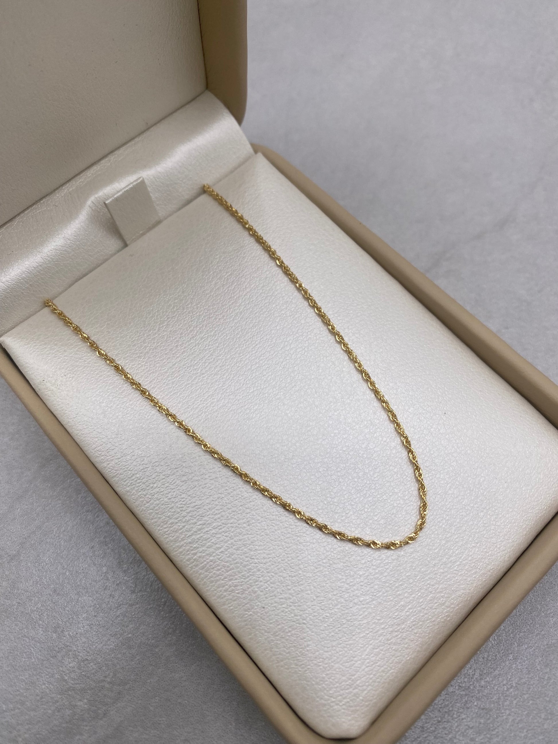 Cadena It mini lazo Oro amarillo 18k 0,86 Gr / 1,0 mm / 45 Cm