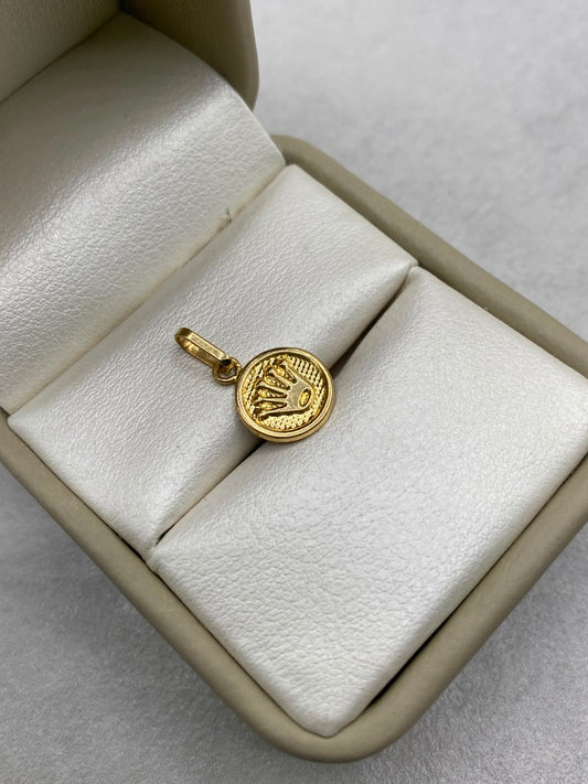 Dije Corona RX Oro amarillo 18k 0,5 Gr / 1,8 Cm
