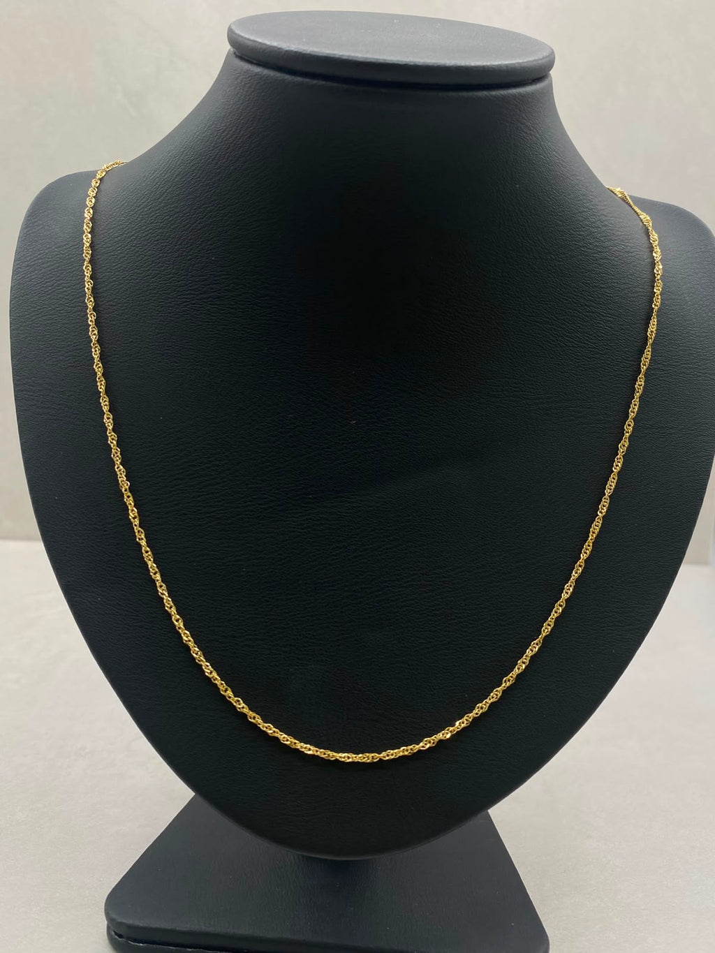 Cadena It Singapur Oro amarillo 18k +1 / 1,03 Gr / 1,5 mm / 50 Cm