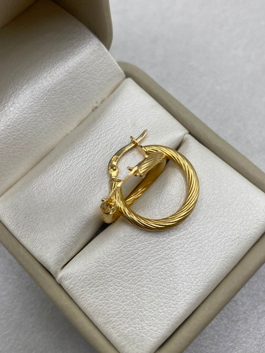 Candonga entorchada Oro amarillo 18k 1,78 Gr / 2,5 Cm
