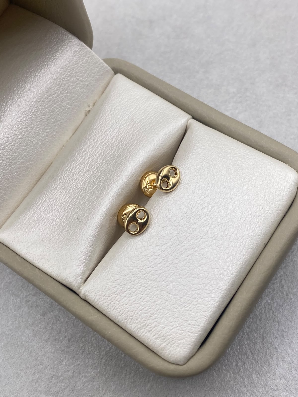 Topos topos gc  Oro amarillo 18k 0,60 Gr / 11 mm