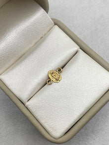 Herraje virgen de Guadalupe  Oro amarillo 18k 0,22 Gr / 8 Cm