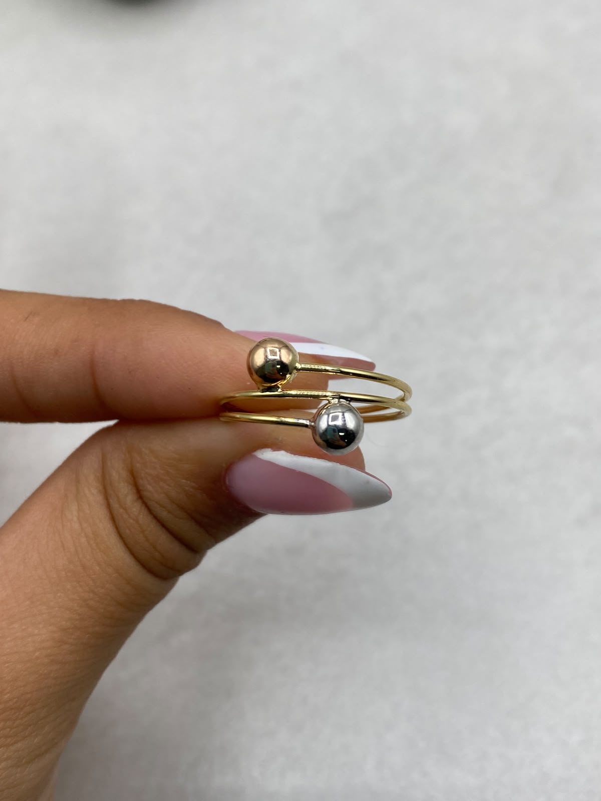 Anillo bola lisa Oro blanco y Oro rosa 18k / Talla 6 / 1,47 Gr / 2 mm
