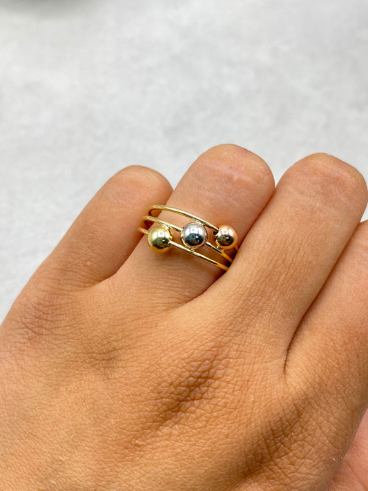 Anillo Anillo bola lisa  Tres oros 18k / Talla 5 1/2 / 2,17 Gr / 3,66 mm