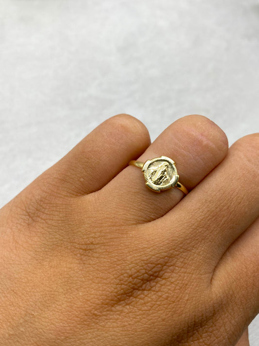 Anillo virgen milagrosa  Oro amarillo 18k / Talla 7 1/2 / 0,88 Gr