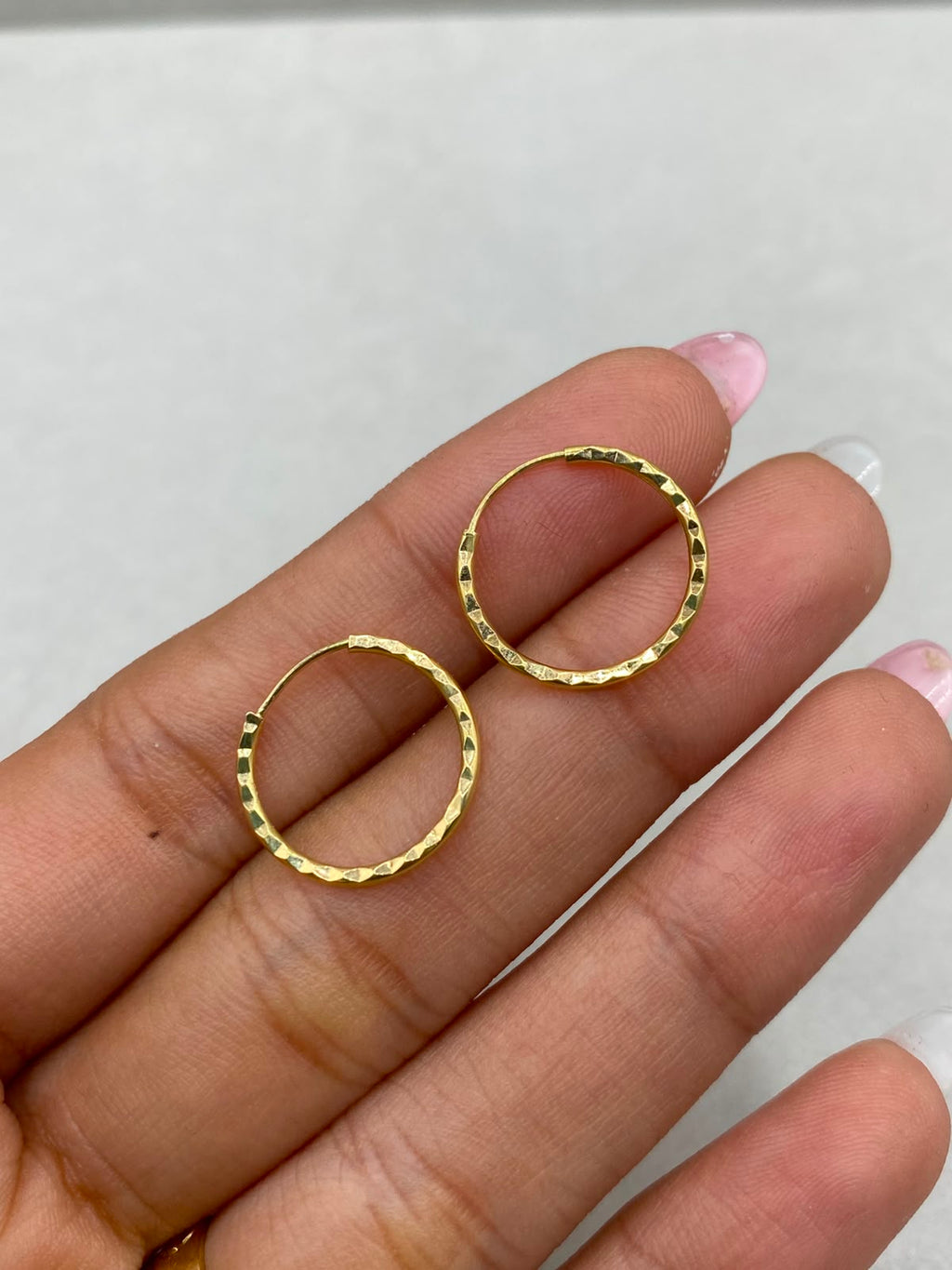 Candonga imperdible diamantada (cn05)  Oro amarillo 18k 0,77 Gr / 2,5 Cm