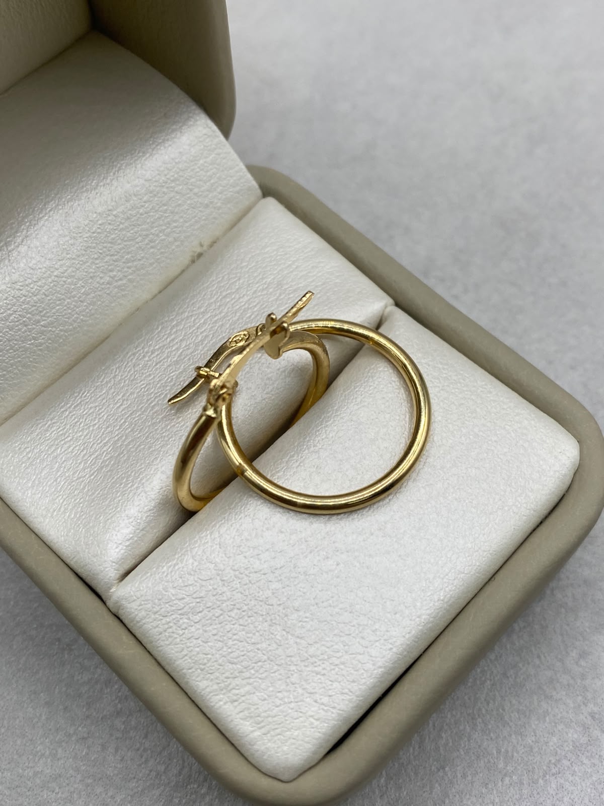 Candonga lisa (Cn11) Oro amarillo 18k 1,40 Gr / 3,0 Cm