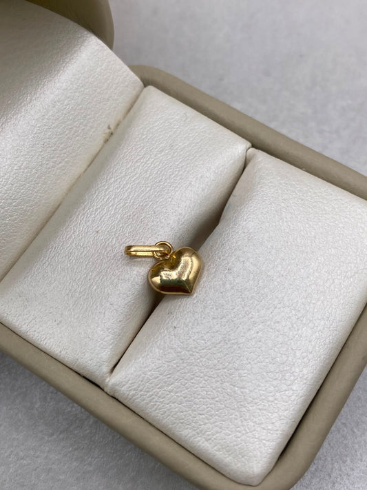 Dije corazon inflado  Oro amarillo 18k 0,33 Gr / 8,07 mm / 1,5 Cm