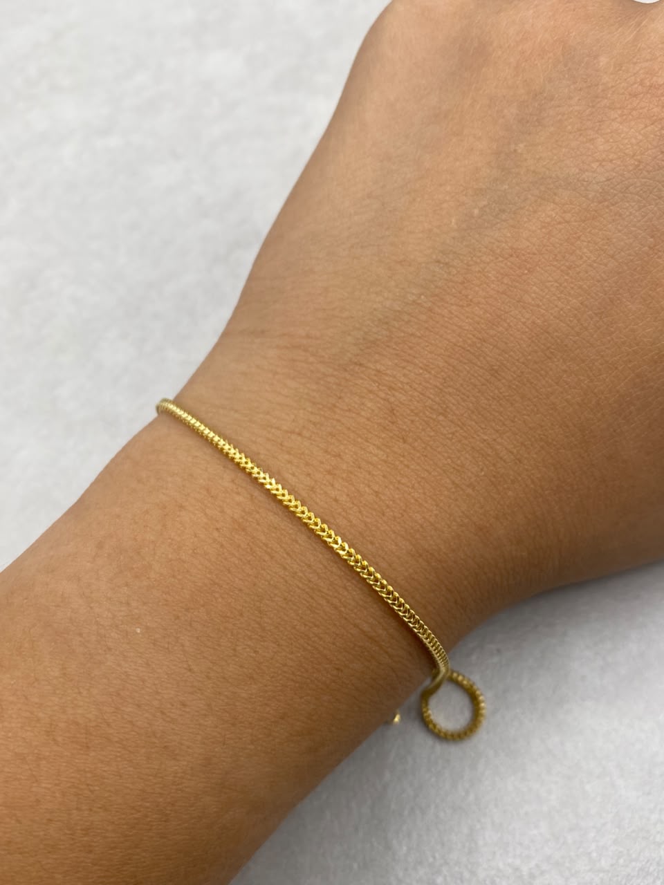 Pulso It franco Oro amarillo 18k +1 / 1,60 Gr / 1,0 mm / 19 Cm
