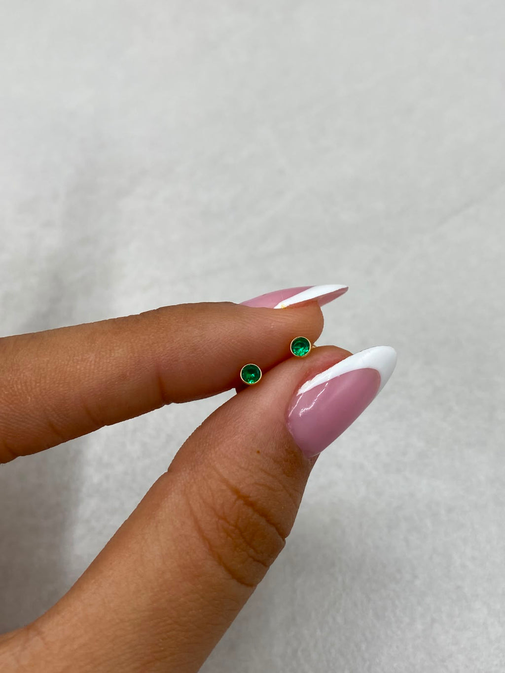 Topos circon verde  Oro amarillo 18k 0,36 Gr / 3 mm