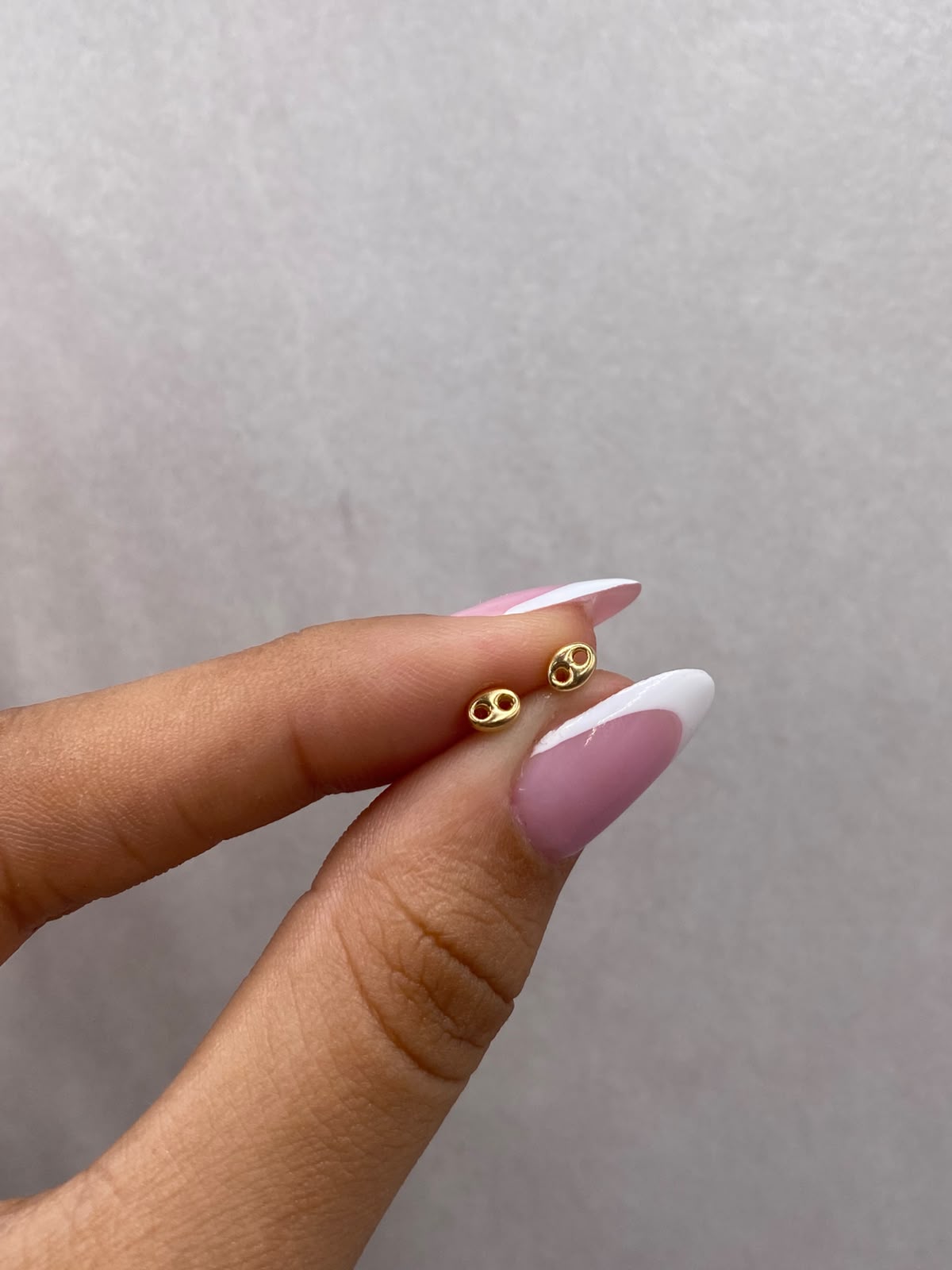 Topos GC lisos Oro amarillo 18k 0,48 Gr / 9 mm