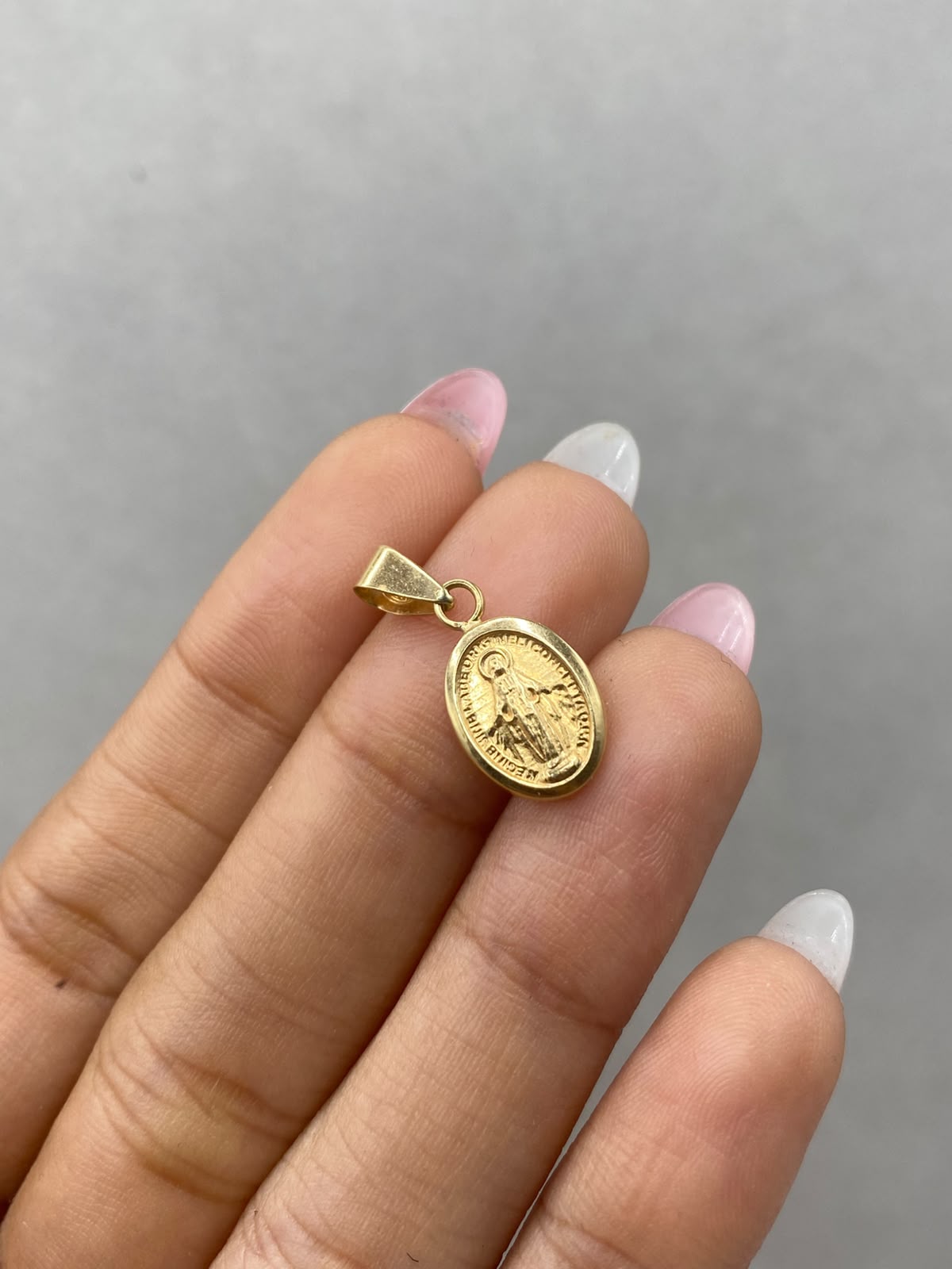 Dije virgen la milagrosa medalla 0,71 Gr / 1,9 mm / 2 Cm