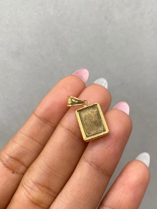 Dije placa borde liso  Oro amarillo 18k 0,88 Gr / 1 mm / 2 Cm