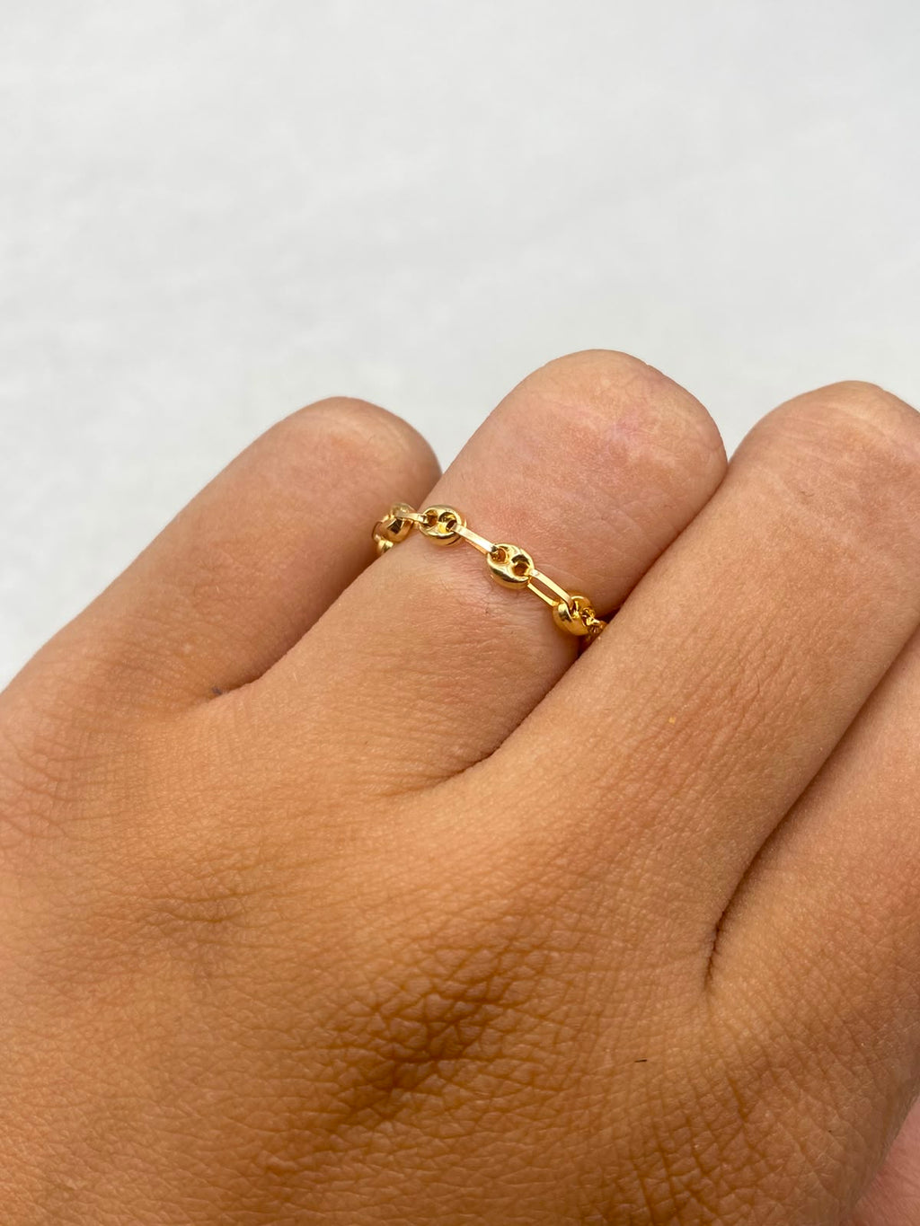 Anillo GC  Oro amarillo 18k / Talla 6 1/2 / 0,46 Gr